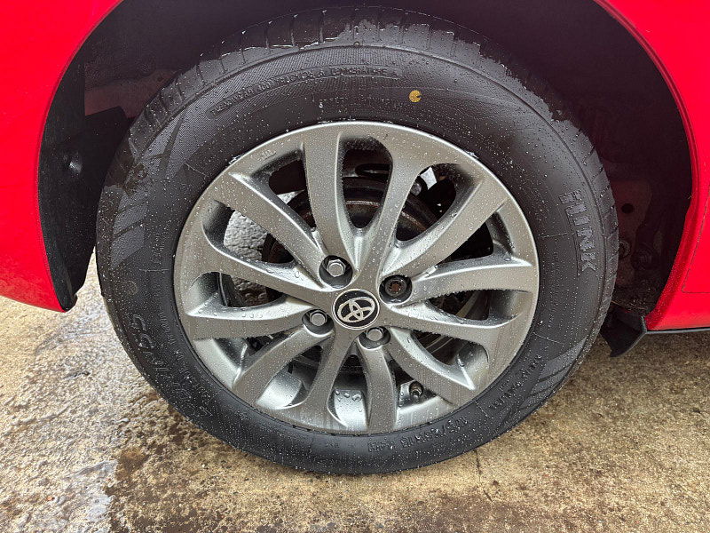 Toyota Yaris 1.33 Dual VVT-i Icon Hatchback 5dr Petrol Manual Euro 6 (99 ps) 5dr Manual 2026