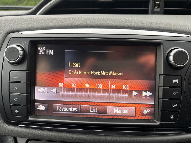 Toyota Yaris 1.33 Dual VVT-i Icon Hatchback 5dr Petrol Manual Euro 6 (99 ps) 5dr Manual 2026