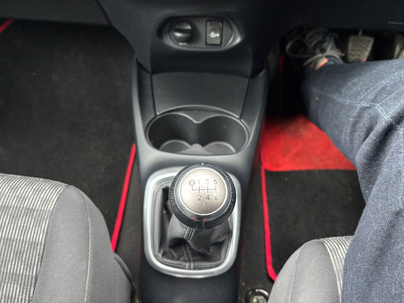 Toyota Yaris 1.33 Dual VVT-i Icon Hatchback 5dr Petrol Manual Euro 6 (99 ps) 5dr Manual 2026