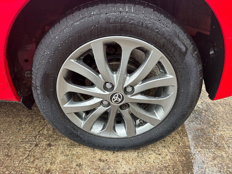 Toyota Yaris 1.33 Dual VVT-i Icon Hatchback 5dr Petrol Manual Euro 6 (99 ps) 5dr Manual 2026