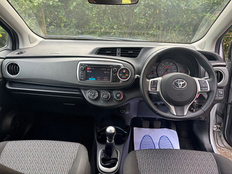 Toyota Yaris 1.4 D-4D TR Hatchback 5dr Diesel Manual Euro 5 (90 ps) 5dr Manual 2026