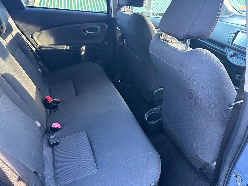 Toyota Yaris 1.5 VVT-h Design Hatchback 5dr Petrol Hybrid E-CVT Euro 6 (101 ps) 5dr Automatic 2025