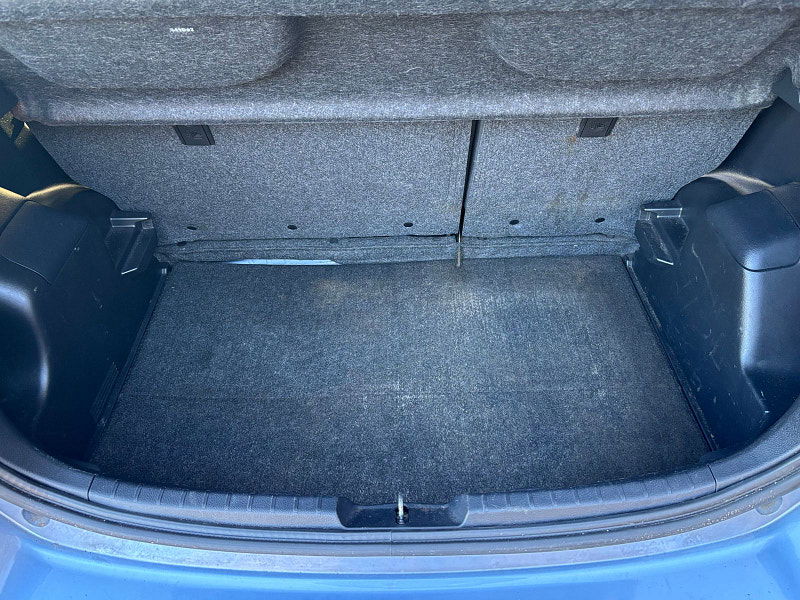 Toyota Yaris 1.5 VVT-h Design Hatchback 5dr Petrol Hybrid E-CVT Euro 6 (101 ps) 5dr Automatic 2025