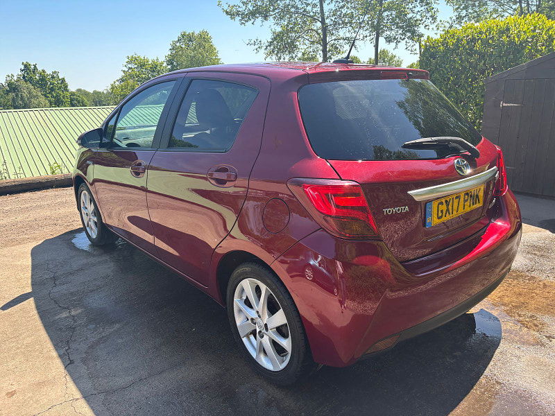 Toyota Yaris 1.5 VVT-h Excel Hatchback 5dr Petrol Hybrid E-CVT Euro 6 (s/s) (15in Alloy) (100 ps) 5dr Automatic 2025