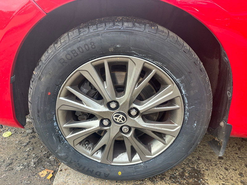 Toyota Yaris 1.5 VVT-h Icon Hatchback 5dr Petrol Hybrid E-CVT Euro 6 (s/s) (100 ps) 5dr Automatic 2025