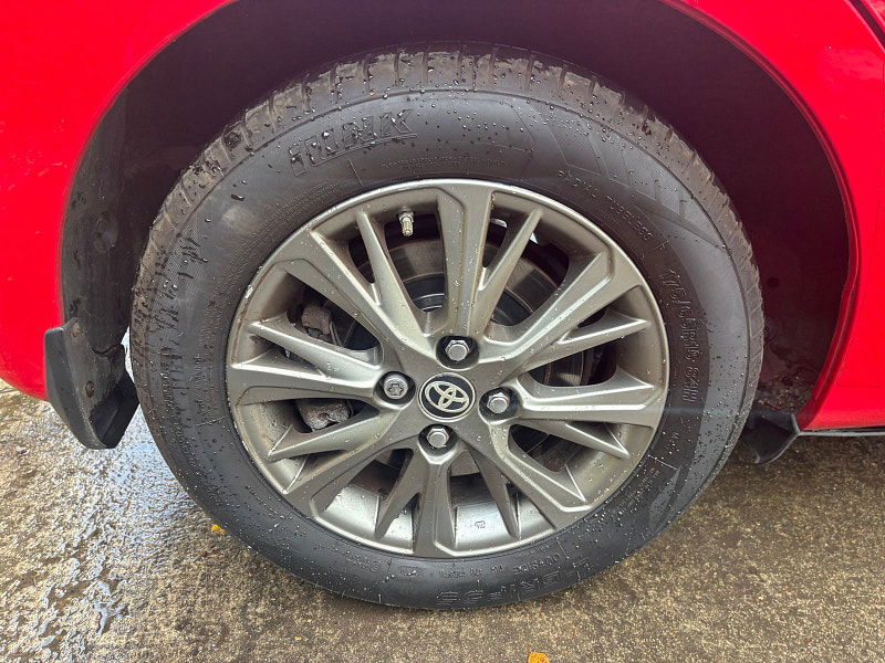 Toyota Yaris 1.5 VVT-h Icon Hatchback 5dr Petrol Hybrid E-CVT Euro 6 (s/s) (100 ps) 5dr Automatic 2025