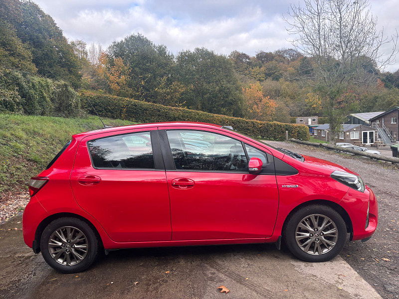 Toyota Yaris 1.5 VVT-h Icon Hatchback 5dr Petrol Hybrid E-CVT Euro 6 (s/s) (100 ps) 5dr Automatic 2025
