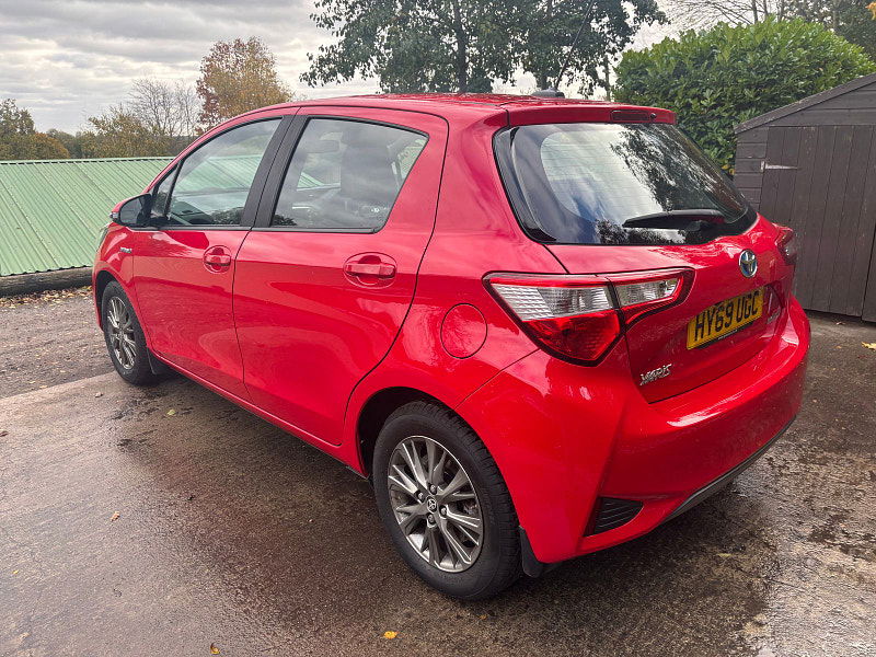 Toyota Yaris 1.5 VVT-h Icon Hatchback 5dr Petrol Hybrid E-CVT Euro 6 (s/s) (100 ps) 5dr Automatic 2025