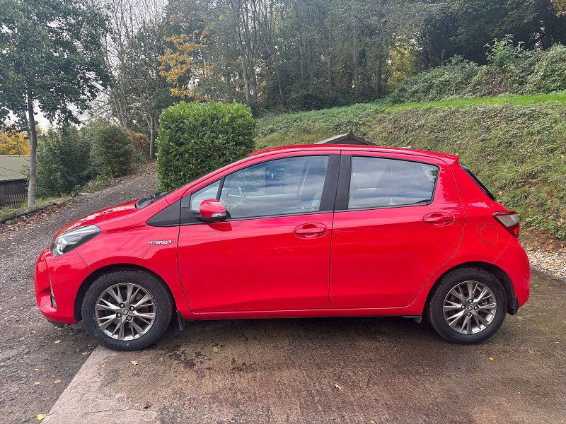 Toyota Yaris 1.5 VVT-h Icon Hatchback 5dr Petrol Hybrid E-CVT Euro 6 (s/s) (100 ps) 5dr Automatic 2025