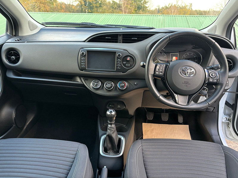 Toyota Yaris 1.5 VVT-i Icon Tech Hatchback 5dr Petrol Manual Euro 6 (111 ps) 5dr Manual 2025