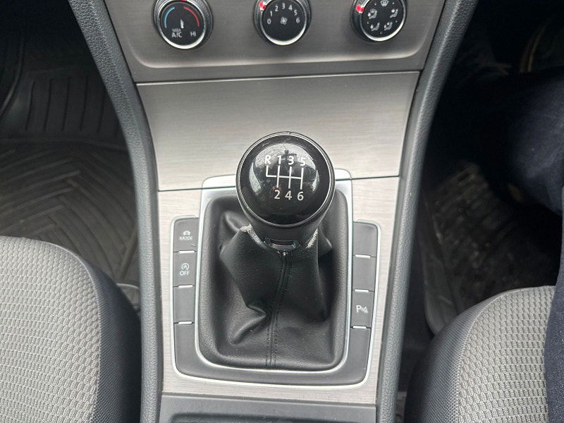 Volkswagen Golf 2.0 TDI BlueMotion Tech Match Hatchback 5dr Diesel Manual Euro 5 (s/s) (150 ps) 5dr Manual 2025