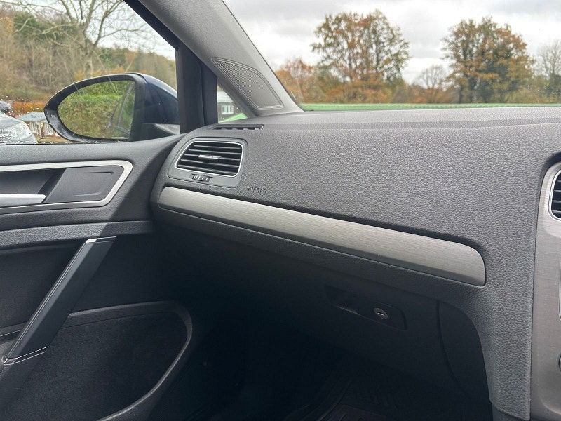 Volkswagen Golf 2.0 TDI BlueMotion Tech Match Hatchback 5dr Diesel Manual Euro 5 (s/s) (150 ps) 5dr Manual 2025