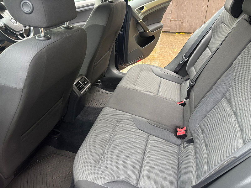 Volkswagen Golf 2.0 TDI BlueMotion Tech Match Hatchback 5dr Diesel Manual Euro 5 (s/s) (150 ps) 5dr Manual 2025