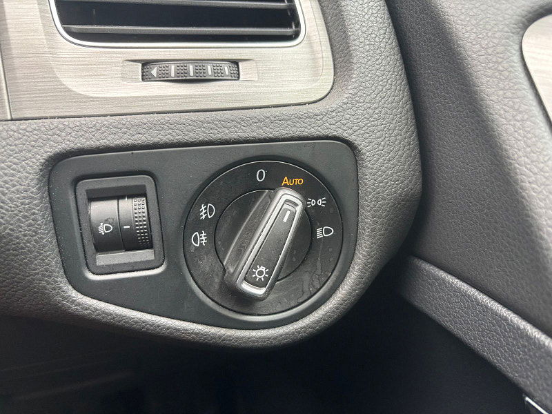 Volkswagen Golf 2.0 TDI BlueMotion Tech Match Hatchback 5dr Diesel Manual Euro 5 (s/s) (150 ps) 5dr Manual 2025