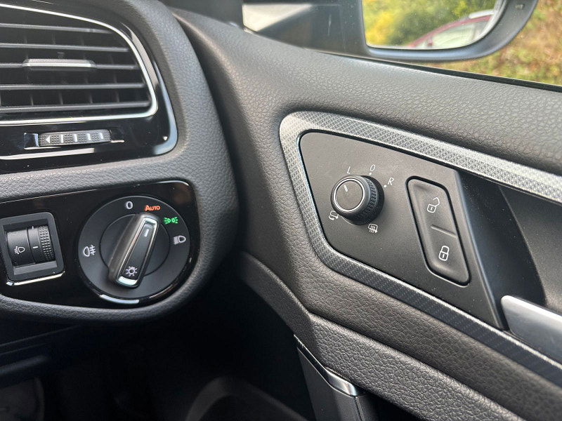 Volkswagen Golf 2.0 TDI BlueMotion Tech R-Line Hatchback 3dr Diesel Manual Euro 6 (s/s) (150 ps) 3dr Manual 2025