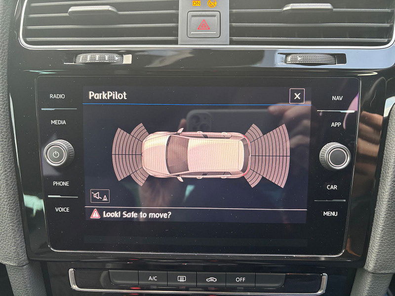 Volkswagen Golf 2.0 TDI BlueMotion Tech R-Line Hatchback 3dr Diesel Manual Euro 6 (s/s) (150 ps) 3dr Manual 2025