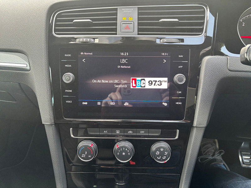 Volkswagen Golf 2.0 TDI BlueMotion Tech R-Line Hatchback 3dr Diesel Manual Euro 6 (s/s) (150 ps) 3dr Manual 2025