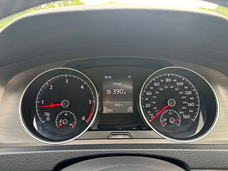 Volkswagen Golf 2.0 TDI BlueMotion Tech SE Hatchback 5dr Diesel DSG Euro 5 (s/s) (150 ps) 5dr Automatic 2025
