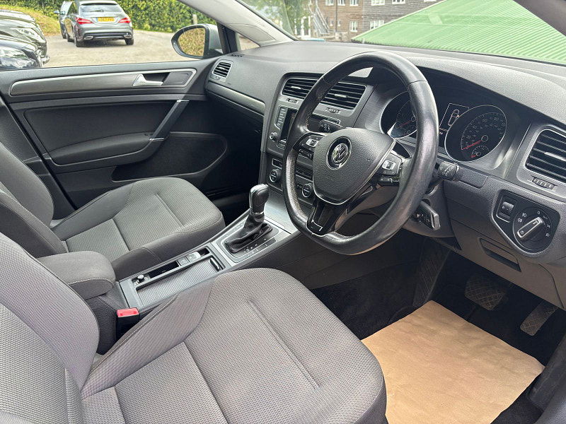 Volkswagen Golf 2.0 TDI BlueMotion Tech SE Hatchback 5dr Diesel DSG Euro 5 (s/s) (150 ps) 5dr Automatic 2025