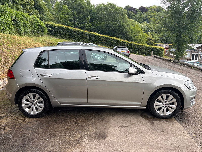 Volkswagen Golf 2.0 TDI BlueMotion Tech SE Hatchback 5dr Diesel DSG Euro 5 (s/s) (150 ps) 5dr Automatic 2025