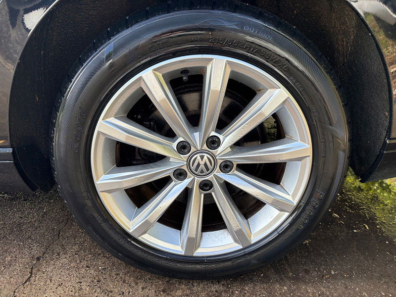 Volkswagen Passat 1.6 TDI BlueMotion Tech SE Business Estate 5dr Diesel DSG Euro 6 (s/s) (120 ps) 5dr Automatic 2025