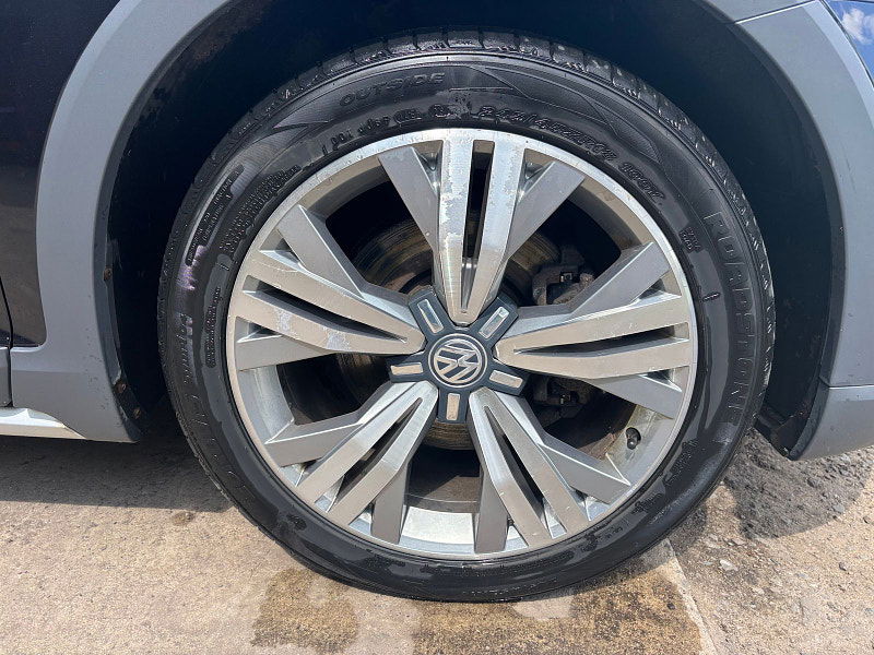 Volkswagen Passat 2.0 TDI Alltrack Estate 5dr Diesel DSG 4Motion Euro 6 (s/s) (190 ps) 5dr Automatic 2025