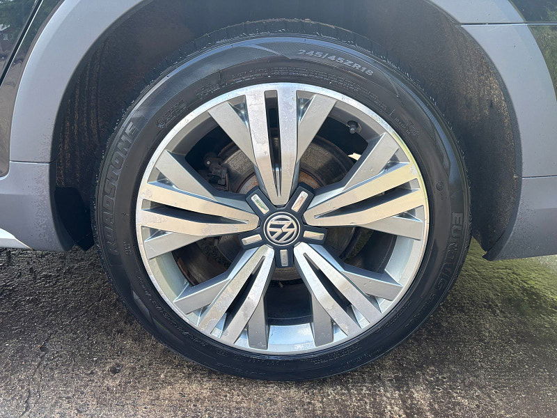 Volkswagen Passat 2.0 TDI Alltrack Estate 5dr Diesel DSG 4Motion Euro 6 (s/s) (190 ps) 5dr Automatic 2025