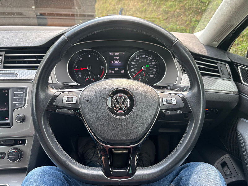 Volkswagen Passat 2.0 TDI Alltrack Estate 5dr Diesel DSG 4Motion Euro 6 (s/s) (190 ps) 5dr Automatic 2025