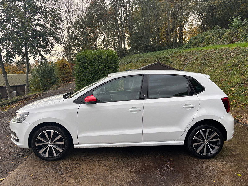 Volkswagen Polo 1.0 beats Hatchback 5dr Petrol Manual Euro 6 (s/s) (60 ps) 5dr Manual 2025