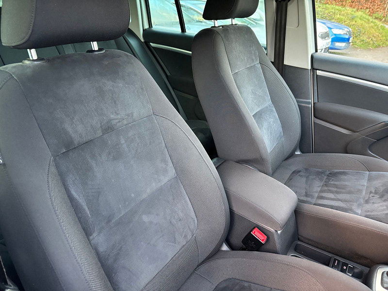 Volkswagen Tiguan 2.0 TDI BlueMotion Tech Match Edition SUV 5dr Diesel DSG 4WD Euro 6 (s/s) (150 ps) 5dr Automatic 2025