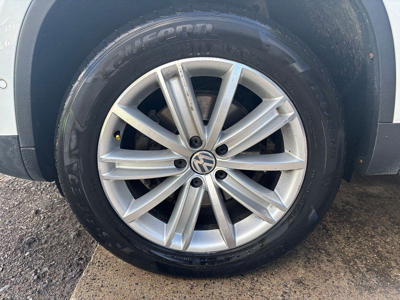 Volkswagen Tiguan 2.0 TDI BlueMotion Tech Match Edition SUV 5dr Diesel Manual 4WD Euro 6 (s/s) (150 ps) 5dr Manual 2025