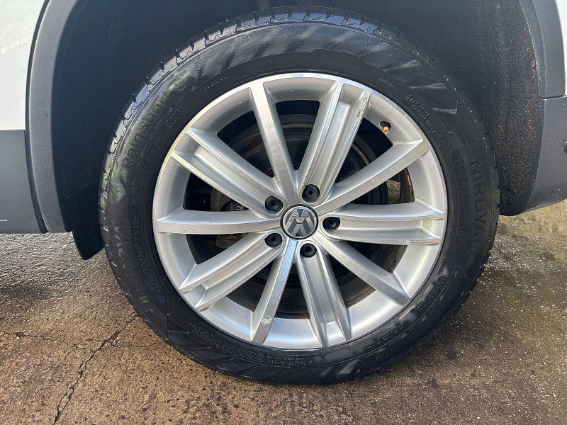 Volkswagen Tiguan 2.0 TDI BlueMotion Tech Match Edition SUV 5dr Diesel Manual 4WD Euro 6 (s/s) (150 ps) 5dr Manual 2025