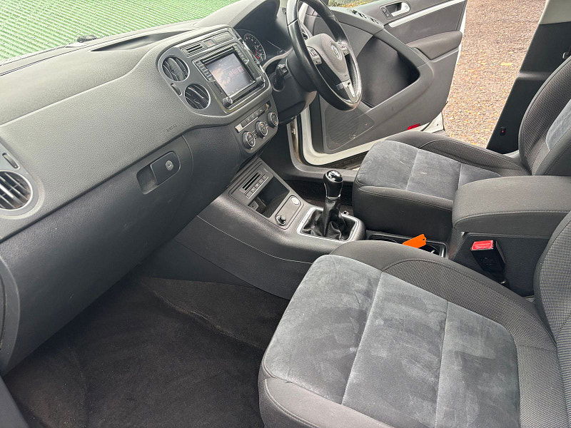 Volkswagen Tiguan 2.0 TDI BlueMotion Tech Match Edition SUV 5dr Diesel Manual 4WD Euro 6 (s/s) (150 ps) 5dr Manual 2025