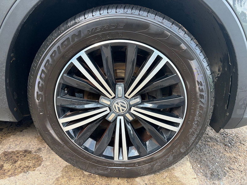 Volkswagen Tiguan 2.0 TDI BlueMotion Tech SE Navigation SUV 5dr Diesel DSG 4Motion Euro 6 (s/s) (150 ps) 5dr Automatic 2025
