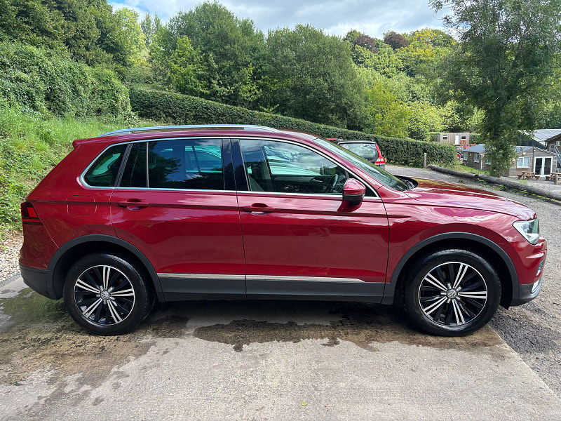 Volkswagen Tiguan 2.0 TDI BlueMotion Tech SE Navigation SUV 5dr Diesel Manual 4Motion Euro 6 (s/s) (150 ps) 5dr Manual 2025