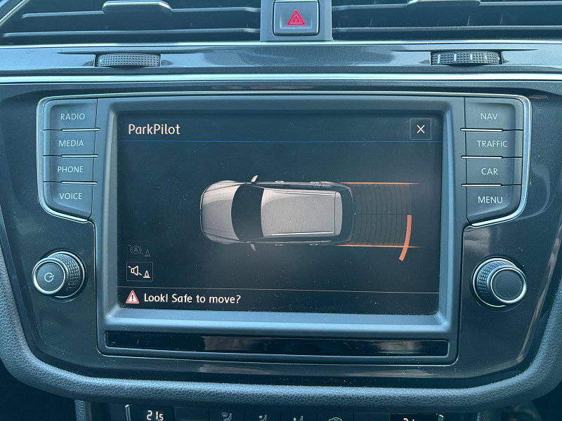 Volkswagen Tiguan 2.0 TDI BlueMotion Tech SE Navigation SUV 5dr Diesel Manual 4Motion Euro 6 (s/s) (150 ps) 5dr Manual 2026