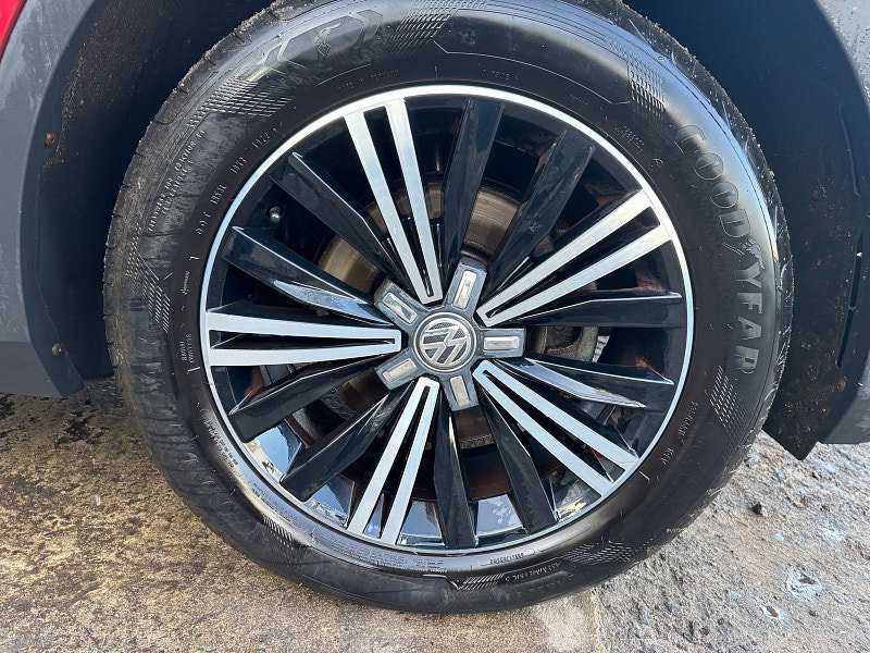 Volkswagen Tiguan 2.0 TDI BlueMotion Tech SE Navigation SUV 5dr Diesel Manual 4Motion Euro 6 (s/s) (150 ps) 5dr Manual 2026