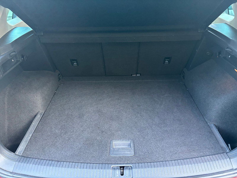 Volkswagen Tiguan 2.0 TDI BlueMotion Tech SE Navigation SUV 5dr Diesel Manual 4Motion Euro 6 (s/s) (150 ps) 5dr Manual 2026