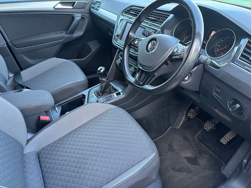 Volkswagen Tiguan 2.0 TDI BlueMotion Tech SE Navigation SUV 5dr Diesel Manual 4Motion Euro 6 (s/s) (150 ps) 5dr Manual 2026