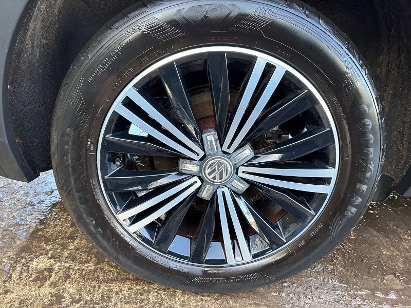 Volkswagen Tiguan 2.0 TDI BlueMotion Tech SE Navigation SUV 5dr Diesel Manual 4Motion Euro 6 (s/s) (150 ps) 5dr Manual 2026