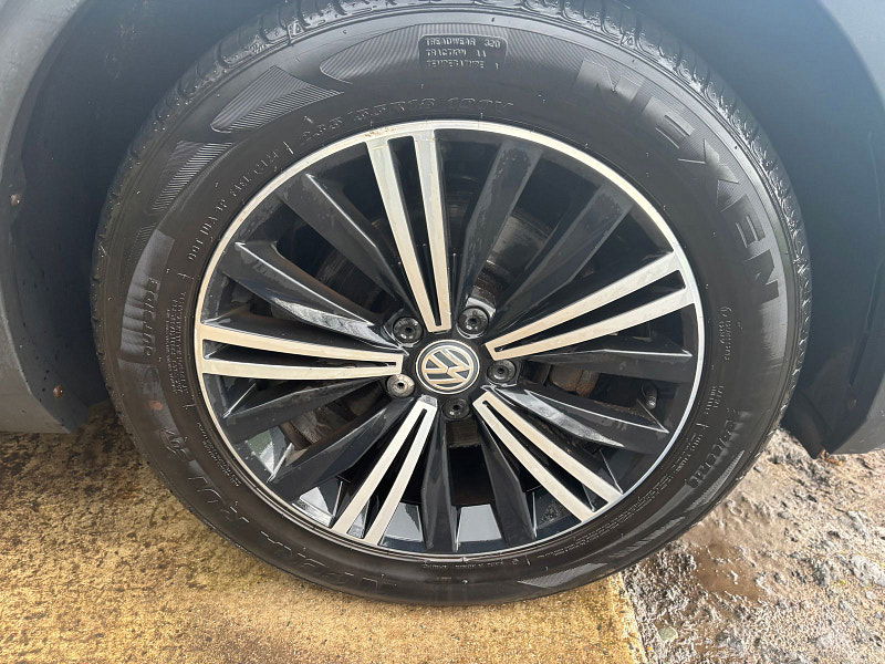 Volkswagen Tiguan 2.0 TDI SE Navigation SUV 5dr Diesel Manual Euro 6 (s/s) (150 ps) 5dr Manual 2026