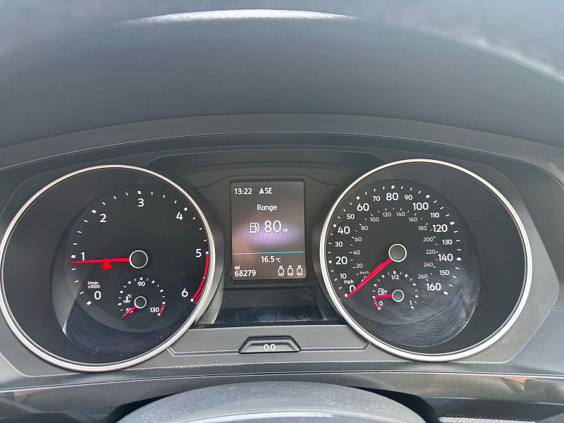 Volkswagen Tiguan 2.0 TDI SE Navigation SUV 5dr Diesel Manual Euro 6 (s/s) (150 ps) 5dr Manual 2026