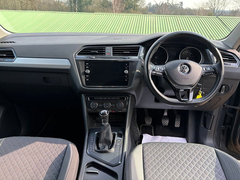 Volkswagen Tiguan 2.0 TDI SE Navigation SUV 5dr Diesel Manual Euro 6 (s/s) (150 ps) 5dr Manual 2026