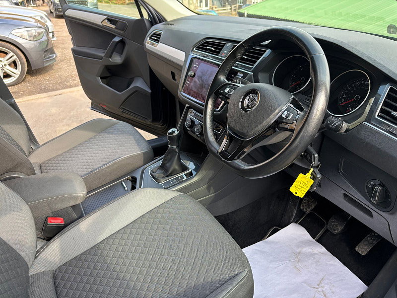 Volkswagen Tiguan 2.0 TDI SE Navigation SUV 5dr Diesel Manual Euro 6 (s/s) (150 ps) 5dr Manual 2026