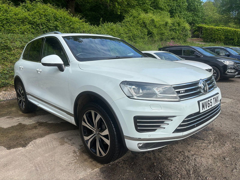 Volkswagen Touareg 3.0 TDI V6 BlueMotion Tech R-Line SUV 5dr Diesel Tiptronic 4WD Euro 6 (s/s) (262 ps) 5dr Automatic 2026