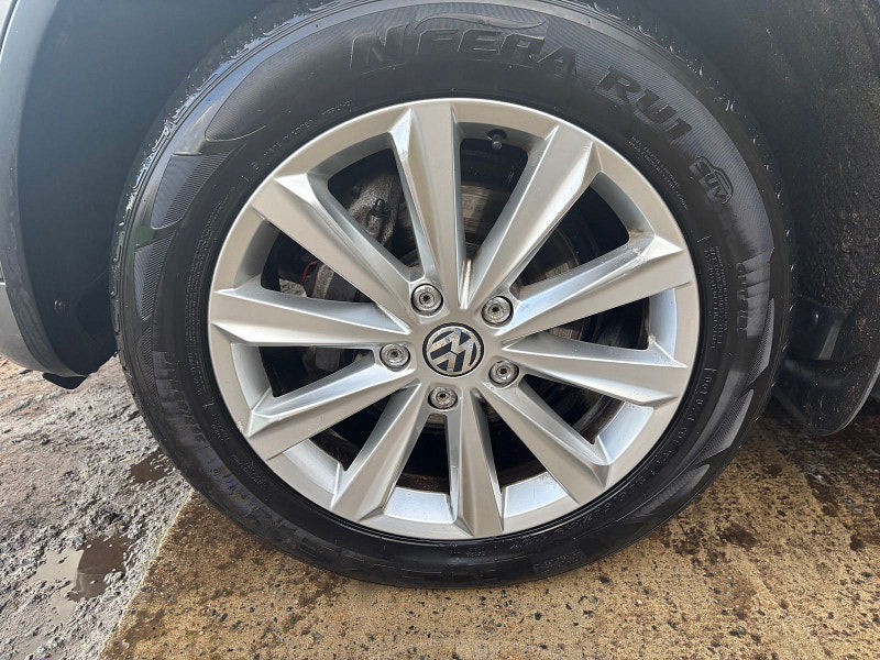 Volkswagen Touareg 3.0 TDI V6 BlueMotion Tech SE SUV 5dr Diesel Tiptronic 4WD Euro 5 (s/s) (204 ps) 5dr Automatic 2026