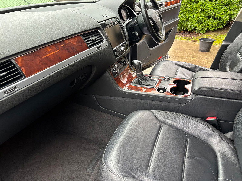 Volkswagen Touareg 3.0 TDI V6 BlueMotion Tech SE SUV 5dr Diesel Tiptronic 4WD Euro 5 (s/s) (204 ps) 5dr Automatic 2026