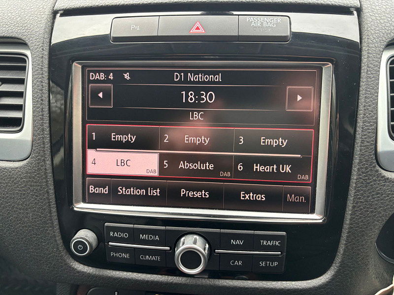 Volkswagen Touareg 3.0 TDI V6 BlueMotion Tech SE SUV 5dr Diesel Tiptronic 4WD Euro 5 (s/s) (204 ps) 5dr Automatic 2026