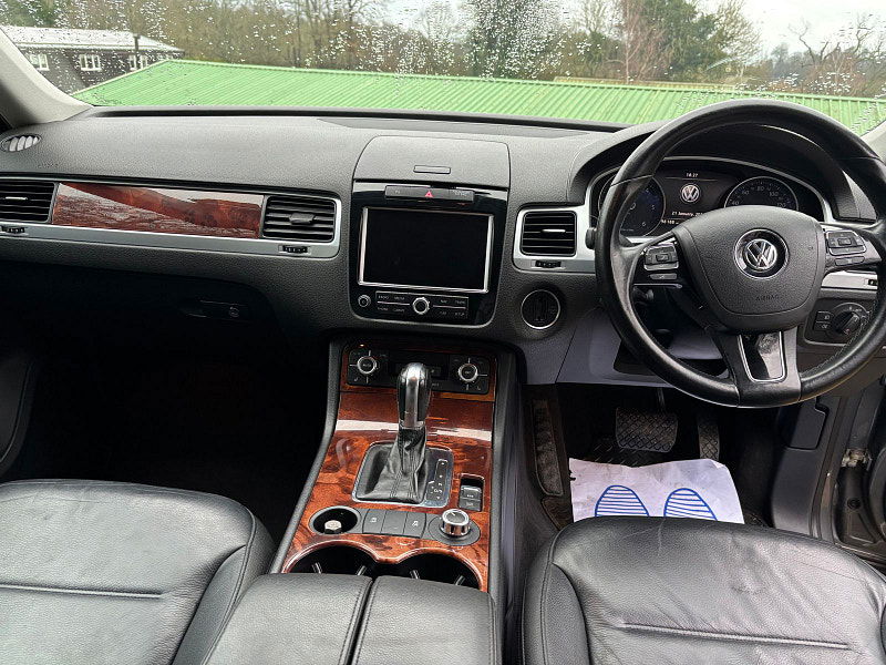 Volkswagen Touareg 3.0 TDI V6 BlueMotion Tech SE SUV 5dr Diesel Tiptronic 4WD Euro 5 (s/s) (204 ps) 5dr Automatic 2026