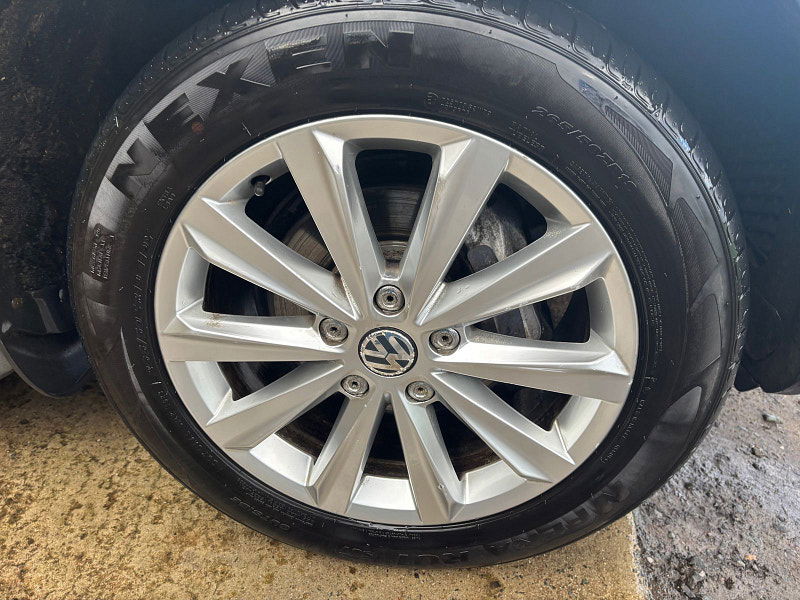 Volkswagen Touareg 3.0 TDI V6 BlueMotion Tech SE SUV 5dr Diesel Tiptronic 4WD Euro 5 (s/s) (204 ps) 5dr Automatic 2026